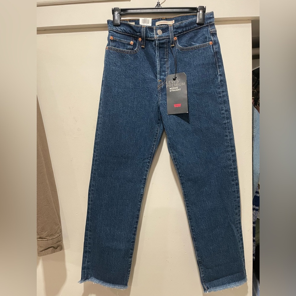 Levi's Premium Wedgie Straight Womens  Denim Jeans 27 x 26